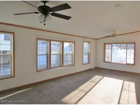 25 Wright St, Hallstead, PA 18822 photo 5