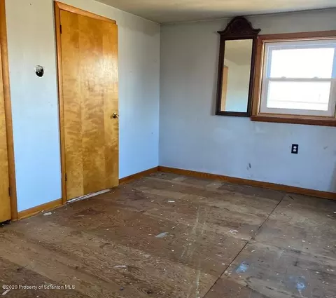 3 Porter St, Simpson, PA 18407 photo 13