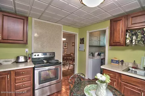 1133 Springbrook Ave, Moosic, PA 18507 photo 14