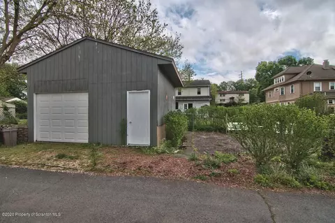 1133 Springbrook Ave, Moosic, PA 18507 photo 39