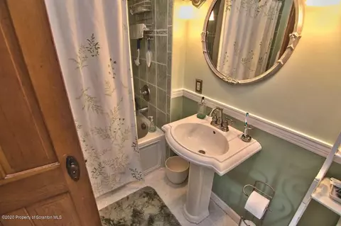 1133 Springbrook Ave, Moosic, PA 18507 photo 32