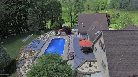 2440 Milwaukee Rd, Clarks Summit, PA 18411 photo 9