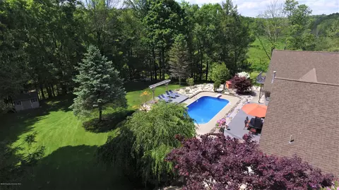 2440 Milwaukee Rd, Clarks Summit, PA 18411 photo 8