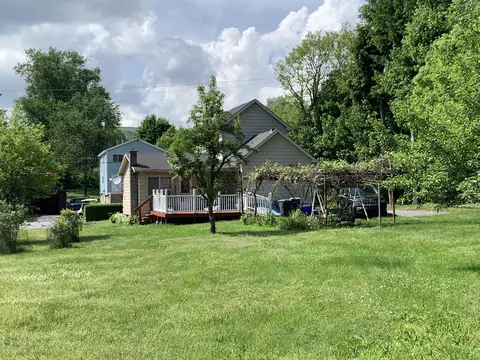 430 First St, Eynon, PA 18403 photo 7