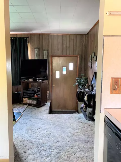 430 First St, Eynon, PA 18403 photo 12