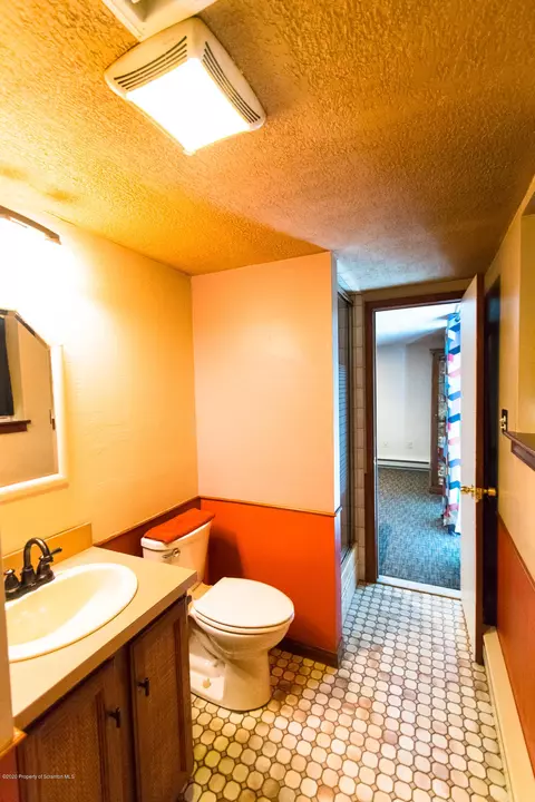 617 New St, Olyphant, PA 18447 photo 34