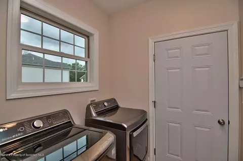 100 Forest Dr, Eynon, PA 18403 photo 20
