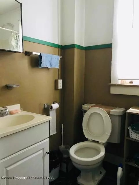 705 Cedar Ave, Scranton, PA 18505 photo 6