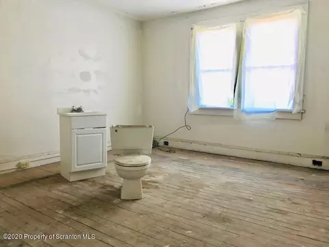 705 Cedar Ave, Scranton, PA 18505 photo 15