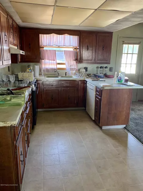 1226 Mowery St, Old Forge, PA 18518 photo 12