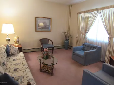 174 E Pine St, Dunmore, PA 18512 photo 15