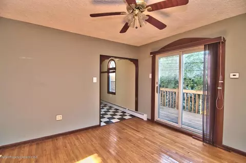 813 E Scott St, Olyphant, PA 18447 photo 13
