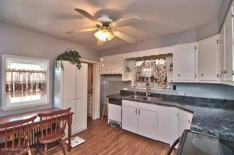 813 E Scott St, Olyphant, PA 18447 photo 40