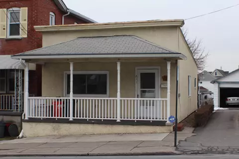 611 E Drinker St, Dunmore, PA 18512 photo 1