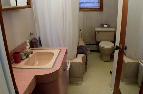 611 E Drinker St, Dunmore, PA 18512 photo 9
