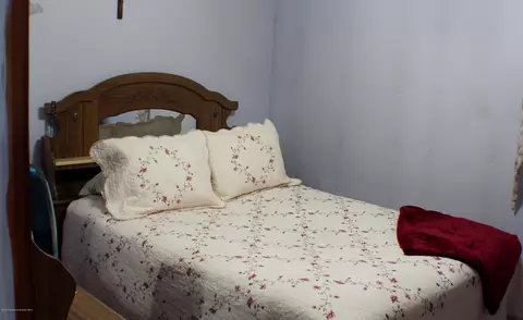 611 E Drinker St, Dunmore, PA 18512 photo 8