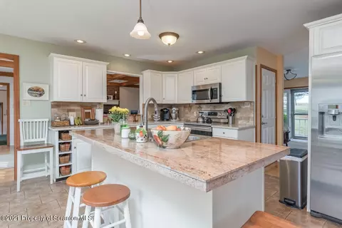 604 Hack Rd, Dalton, PA 18414 photo 7