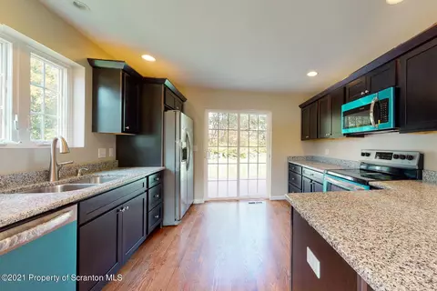 629 1st St, Archbald, PA 18403 photo 38