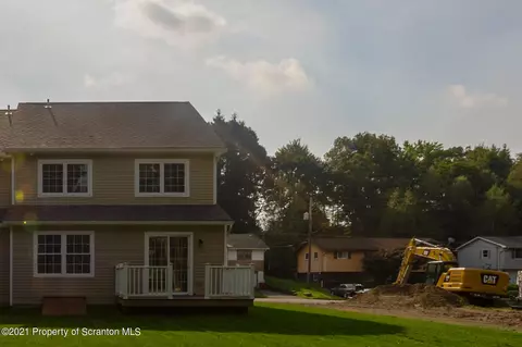 629 1st St, Archbald, PA 18403 photo 22