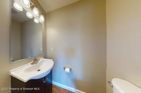 629 1st St, Archbald, PA 18403 photo 34