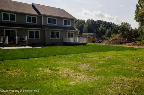 629 1st St, Archbald, PA 18403 photo 15