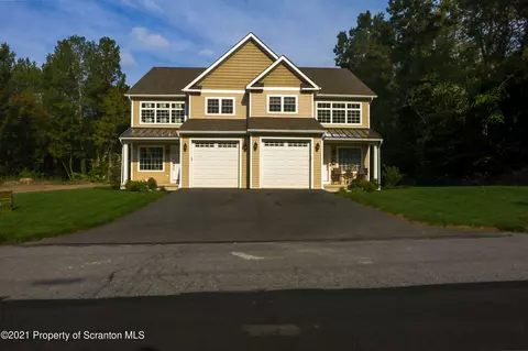 629 1st St, Archbald, PA 18403 photo 7