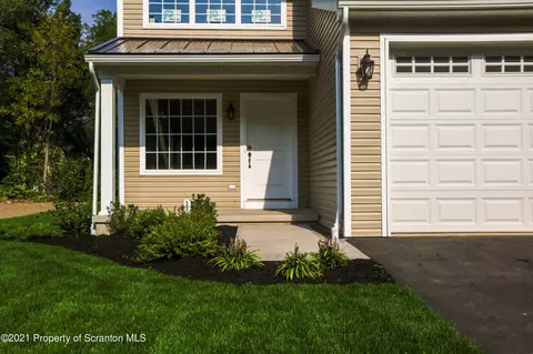 629 1st St, Archbald, PA 18403 photo 8