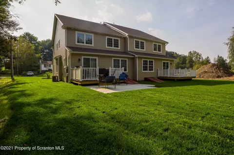 629 1st St, Archbald, PA 18403 photo 17
