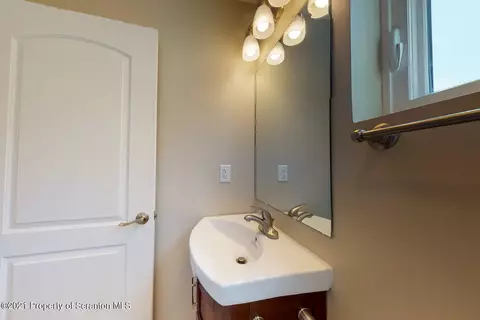 629 1st St, Archbald, PA 18403 photo 69