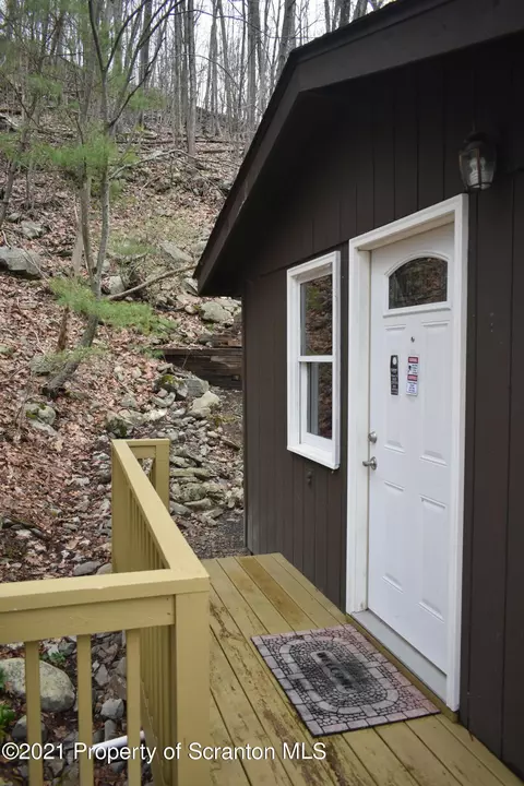 5859 Decker Rd, Bushkill, PA 18324 photo 10