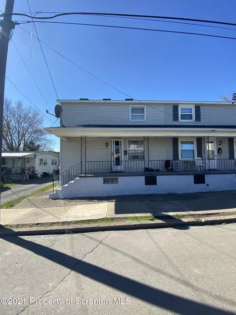 243 Pine St, Old Forge, PA 18518 photo 2