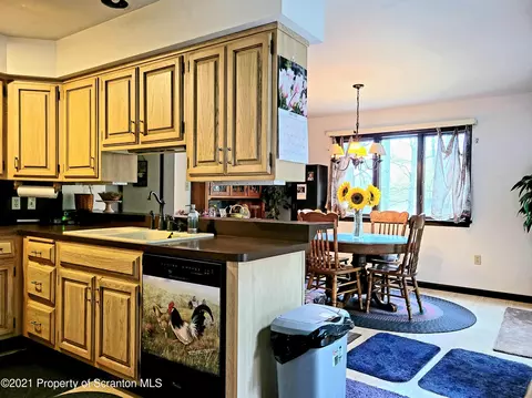 2805 Rock Dr, Clarks Summit, PA 18411 photo 22