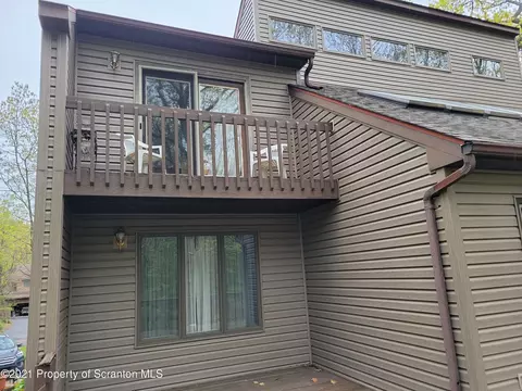 2805 Rock Dr, Clarks Summit, PA 18411 photo 7