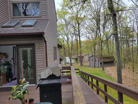 2805 Rock Dr, Clarks Summit, PA 18411 photo 10