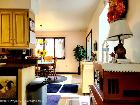 2805 Rock Dr, Clarks Summit, PA 18411 photo 23