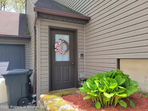 2805 Rock Dr, Clarks Summit, PA 18411 photo 5