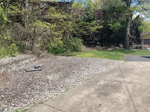897 Moosic Rd, Old Forge, PA 18518 photo 18