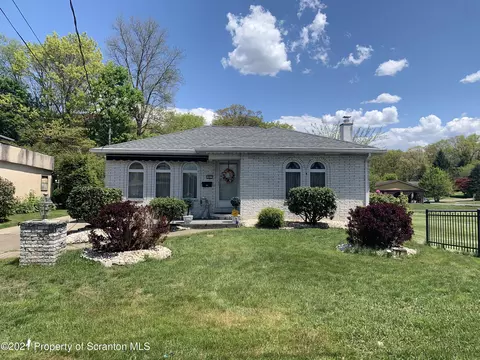 897 Moosic Rd, Old Forge, PA 18518 photo 1