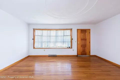 1628 Birch St, Scranton, PA 18505 photo 9