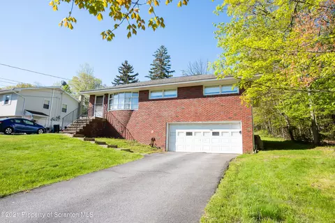 1628 Birch St, Scranton, PA 18505 photo 2