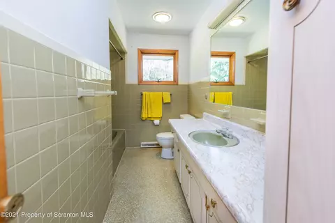 1628 Birch St, Scranton, PA 18505 photo 19