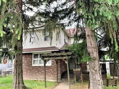 701 E Lackawanna Ave, Olyphant, PA 18447 photo 2