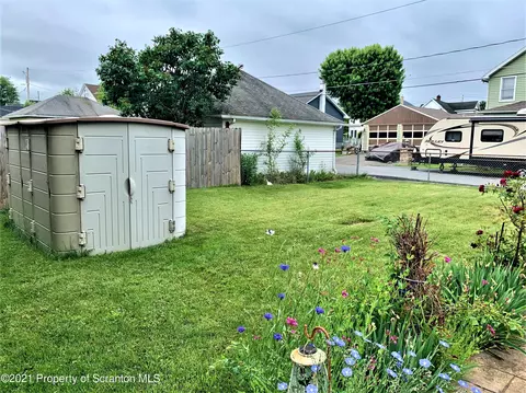 701 E Lackawanna Ave, Olyphant, PA 18447 photo 8