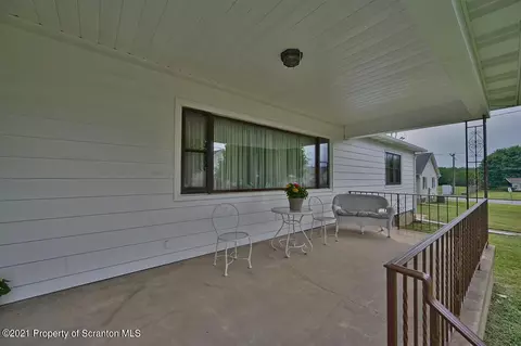 127 E Grace St, Old Forge, PA 18518 photo 61