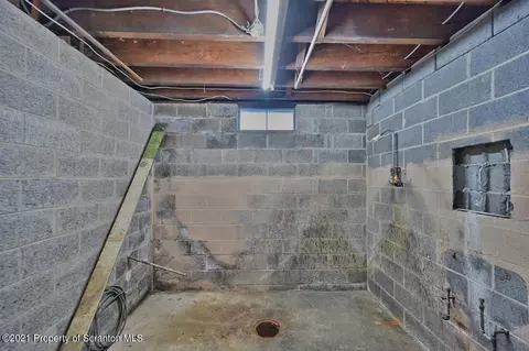 127 E Grace St, Old Forge, PA 18518 photo 57