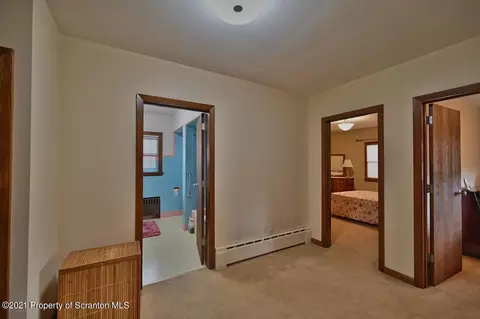 127 E Grace St, Old Forge, PA 18518 photo 29