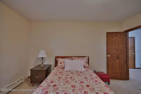 127 E Grace St, Old Forge, PA 18518 photo 37