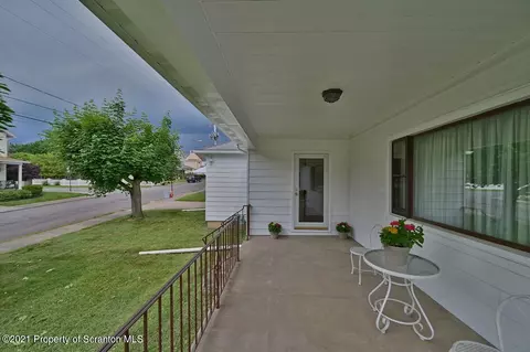 127 E Grace St, Old Forge, PA 18518 photo 64