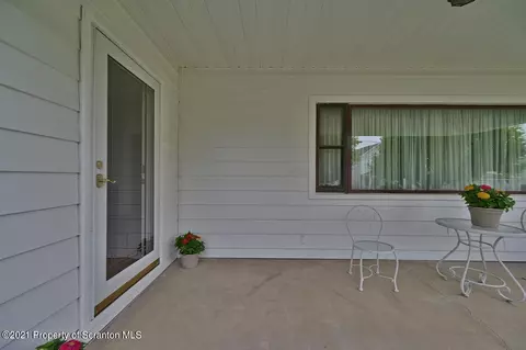 127 E Grace St, Old Forge, PA 18518 photo 62