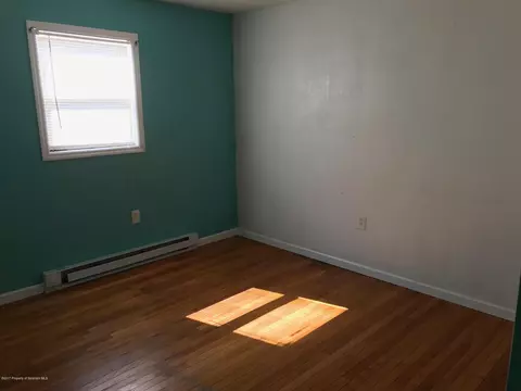 134 Taroli St, Old Forge, PA 18518 photo 8